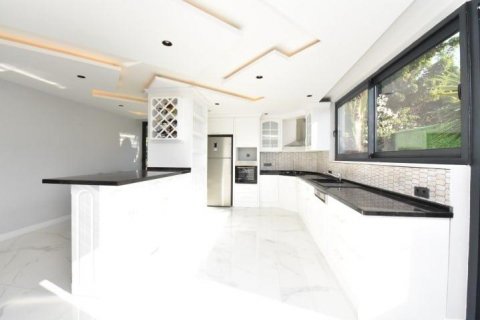 Продажа виллы  в Аланье, Анталье, Турция 4 комн., 240м2, №209177 – фото 7
