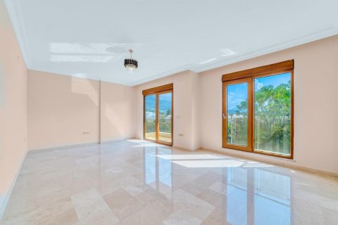 Продажа квартиры  в Кестеле, Анталье, Турция 4 комн., 230м2, №207564 – фото 5