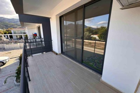 Apartment for sale  in Girne, Northern Cyprus, 2 bedrooms, 85m2, No. 190793 – photo 2