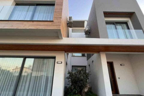 Продажа виллы в Гирне, Северный Кипр 3+1, 180м2, №190796 – фото 2