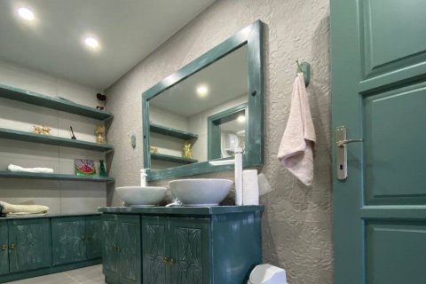 Villa  i Alsancak, Girne,  Nr. 210920 - 6