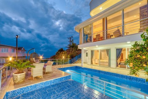 5+1 Villa i Demirtas, Alanya, Antalya, Tyrkiet Nr. 211204 - 1