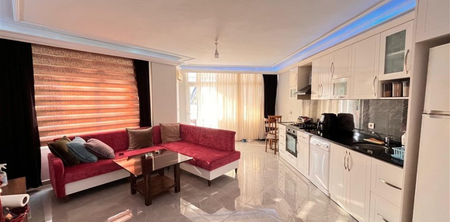 Квартира  2-х ком. в Оба, Анталья, Турция №194259