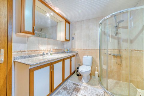 آپارتمان در  Alanya ، ترکیه 180 متر مربع.  شماره 207398 - 21