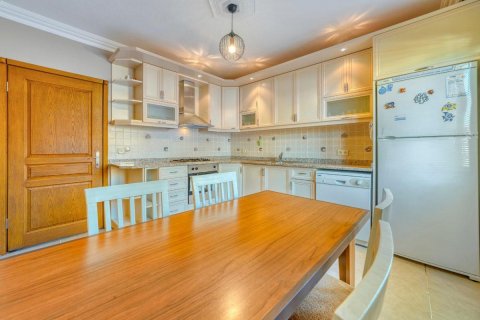 آپارتمان در  Alanya ، ترکیه 180 متر مربع.  شماره 207398 - 8