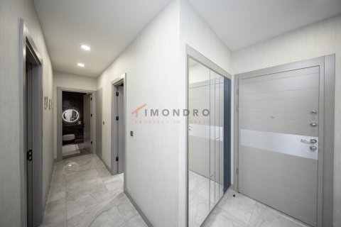 2+1 Wohnung  in Beylikduezue, Istanbul, Türkei Nr. 193329 - 8