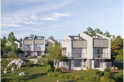 5+1 Villa  i Sariyer, Istanbul, Tyrkia Nr. 194024 - 1