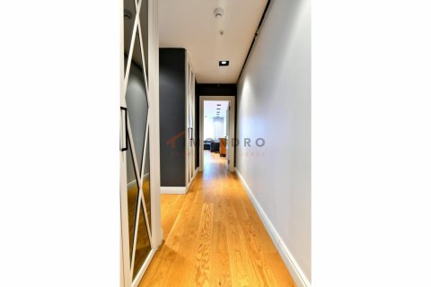 2+1 Lägenhet  i Besiktas, Istanbul, istanbul, Turkiet Nr. 192628 - 7