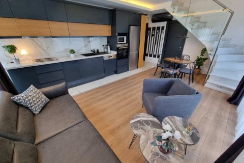 آپارتمان در  Alanya ، ترکیه 98 متر مربع.  شماره 210127 - 2