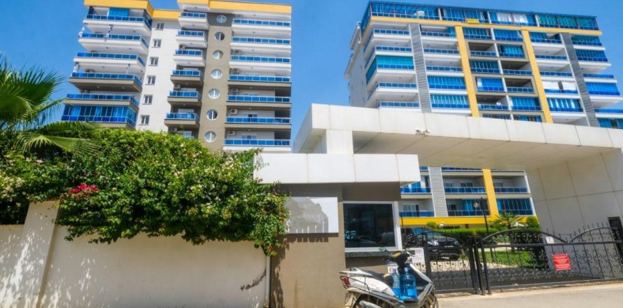 آپارتمان در  Mahmutlar ، ترکیه 230 متر مربع.  شماره 208408