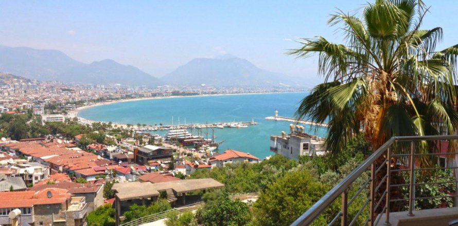 Квартира  4-х ком. в Аланье, Анталья, Турция №208405