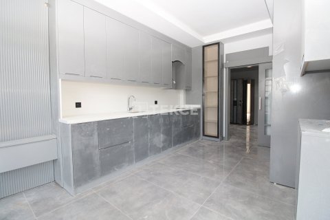 Apartment for sale  in Ankara, Turkey, 4 bedrooms, 186m2, No. 211626 – photo 12