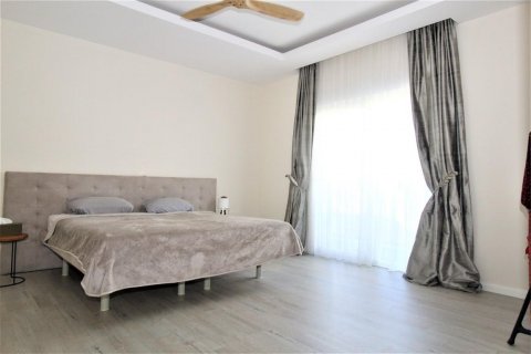 Apartment for sale  in Oba, Antalya, Turkey, 190m2, No. 209554 – photo 23