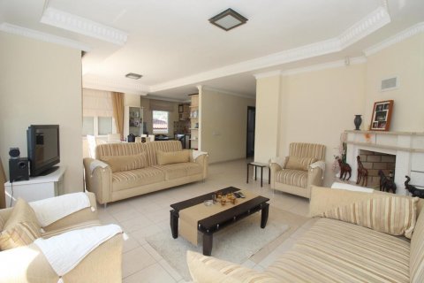 Продажа виллы  в Аланье, Анталье, Турция 5 комн., 210м2, №209855 – фото 10