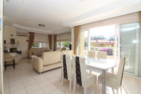 Продажа виллы  в Аланье, Анталье, Турция 5 комн., 210м2, №209855 – фото 4