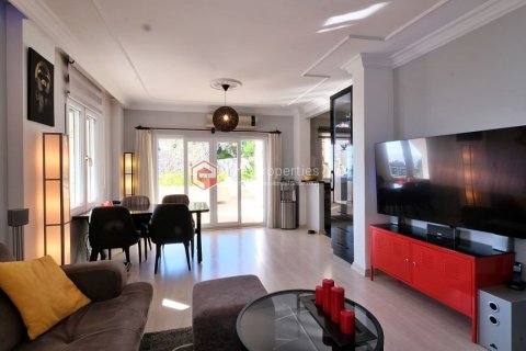 Продажа виллы  в Аланье, Анталье, Турция 3+1, 220м2, №191979 – фото 17