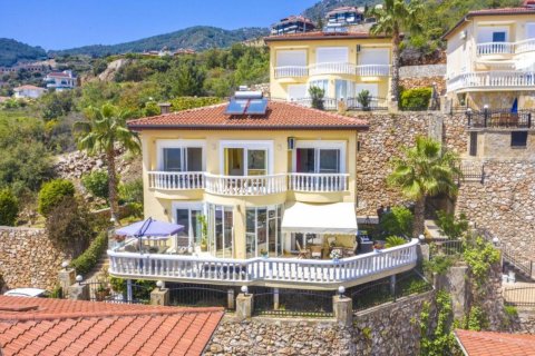 Продажа виллы  в Аланье, Анталье, Турция 4 комн., 250м2, №207606 – фото 1