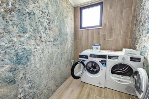 Villa for sale  in Alanya, Antalya, Turkey, 600m2, No. 210247 – photo 20