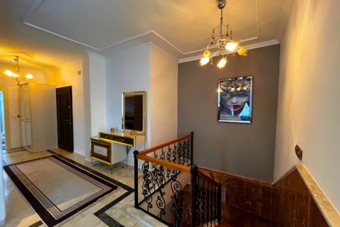 Продажа квартиры  в Анталье, Турция 3+1, 250м2, №184637 – фото 4