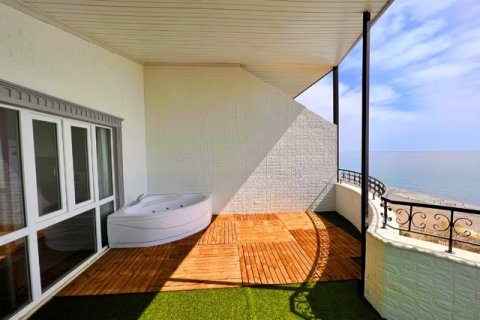 Продажа квартиры  в Анталье, Турция 3+1, 250м2, №184637 – фото 3