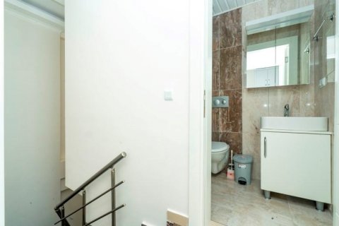 آپارتمان در  Kestel ، ترکیه 180 متر مربع.  شماره 209981 - 10