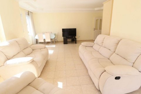 Lägenhet  i Mahmutlar, Antalya, Turkiet Nr. 208084 - 1