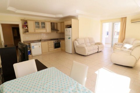 Lägenhet  i Mahmutlar, Antalya, Turkiet Nr. 208084 - 2