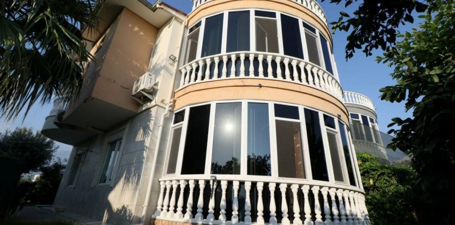 Villa  i Kargicak, Alanya, Antalya, Tyrkia Nr. 208086