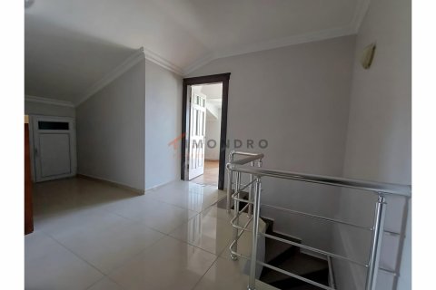 Продажа квартиры в Бююкчекмедже, Стамбуле, Турция 6+1, 250м2, №193028 – фото 14