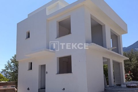 4+1 Villa  in Girne,  Nr. 149880 - 24
