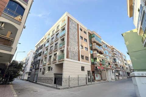 Продажа квартиры в Измире, Турция 2+1, 70м2, №192578 – фото 9