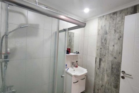 Продажа квартиры  в Гирне, Северный Кипр 2+1, 86м2, №190777 – фото 10