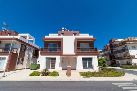 Продажа виллы  в Фамагусте, Северный Кипр 2+1, 160м2, №190776 – фото 1