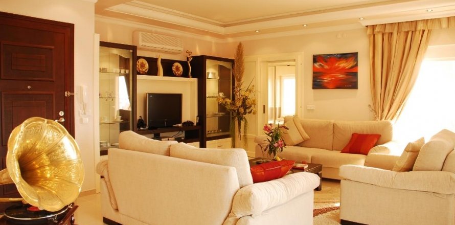 آپارتمان در  Mahmutlar ، ترکیه 230 متر مربع.  شماره 209599