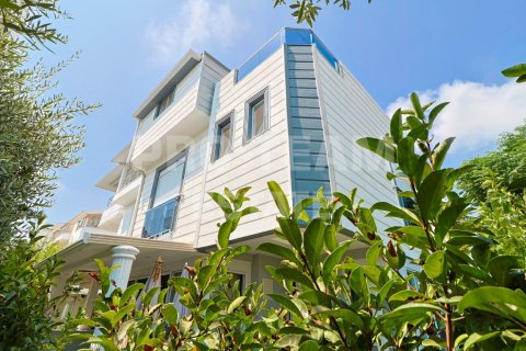 Продажа виллы  в Кунду, Анталье, Турция 5 комн., 180м2, №191907 – фото 2