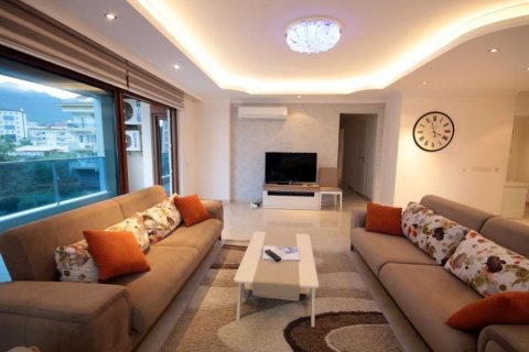 Продажа квартиры  в Оба, Анталье, Турция 5 комн., 220м2, №207594 – фото 1