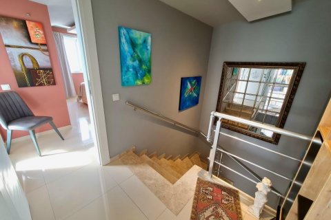 پنت هاس در Tosmur،  Alanya ، ترکیه 180 متر مربع.  شماره 207599 - 8