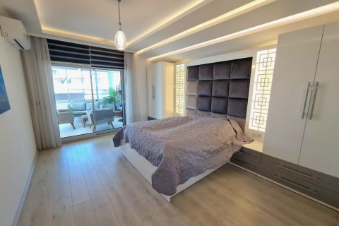 پنت هاس در  Oba ، ترکیه 240 متر مربع.  شماره 207597 - 8