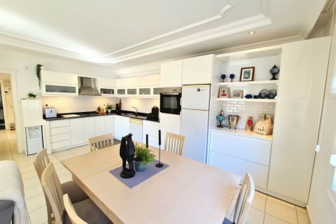 Продажа пентхауса в Оба, Анталье, Турция 4 комн., 220м2, №207596 – фото 3