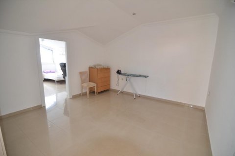 Продажа пентхауса  в Оба, Анталье, Турция 5 комн., 205м2, №208490 – фото 22