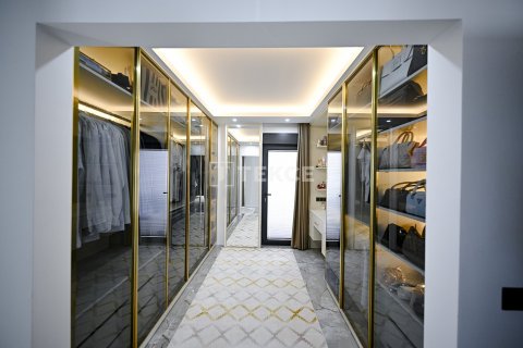 5+1 Villa  i Alanya, Antalya, Tyrkiet Nr. 146817 - 11