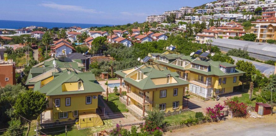 Вилла  4-х ком. в Демирташе, Аланья, Анталья, Турция №208687