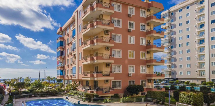 Apartment  in Mahmutlar, Antalya, Turkey No. 207310
