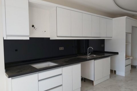 Lejlighed i Mahmutlar, Antalya, Tyrkiet Nr. 209512 - 13
