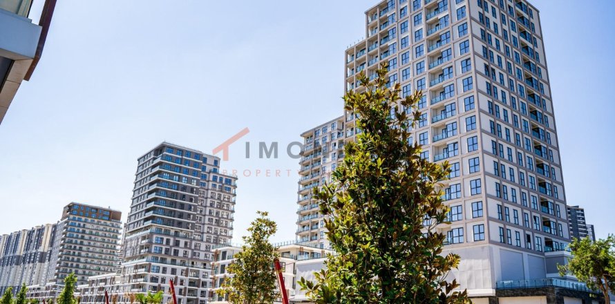 5+1 Wohnung  in Istanbul, Türkei Nr. 193362