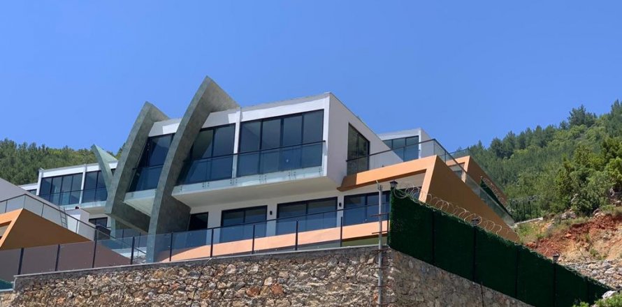 Вилла  6-х ком. в Тепе, Аланья, Анталья, Турция №208302