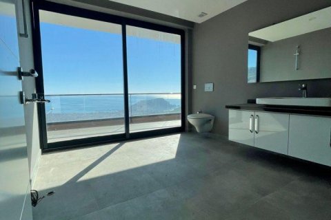 Продажа виллы  в Тепе, Аланье, Анталье, Турция 6 комн., 330м2, №208302 – фото 15