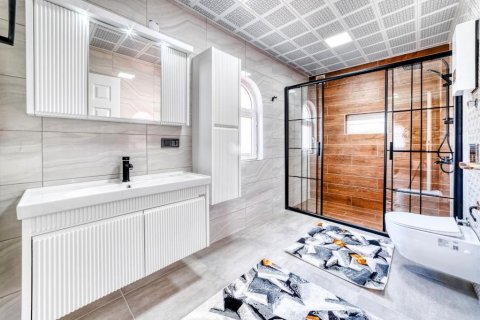 Villa for sale  in Turkler, Alanya, Antalya, Turkey, 220m2, No. 210366 – photo 16