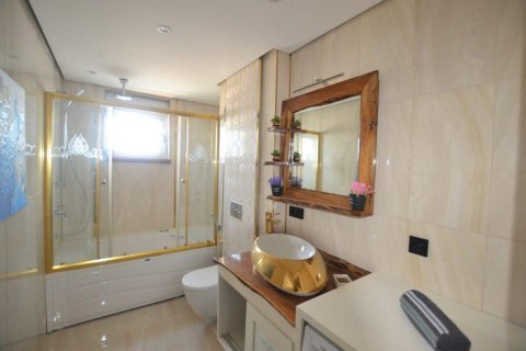 آپارتمان در  Mahmutlar ، ترکیه 110 متر مربع.  شماره 209301 - 15