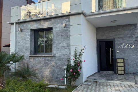 Villa  i Alsancak, Girne,  Nr. 210630 - 23